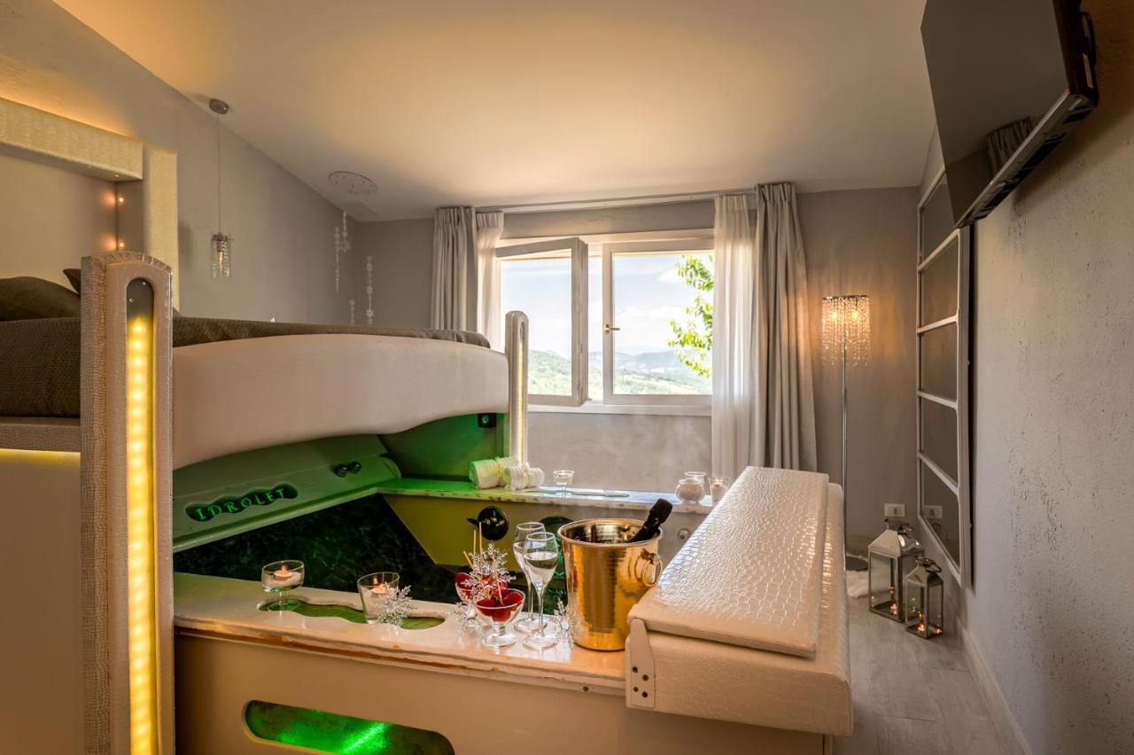 Hotel Butterfly - Il Nido D'Amore Bologna Monzuno Kültér fotó